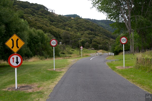 New Zealand 09 10  112a